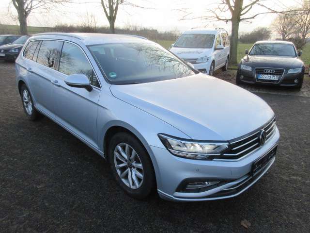 VW Passat Variant Business 2.0 TDI DSG NAVI AHK KAMER 93.200 km 21.988 &euro; Bergkamen 59192
