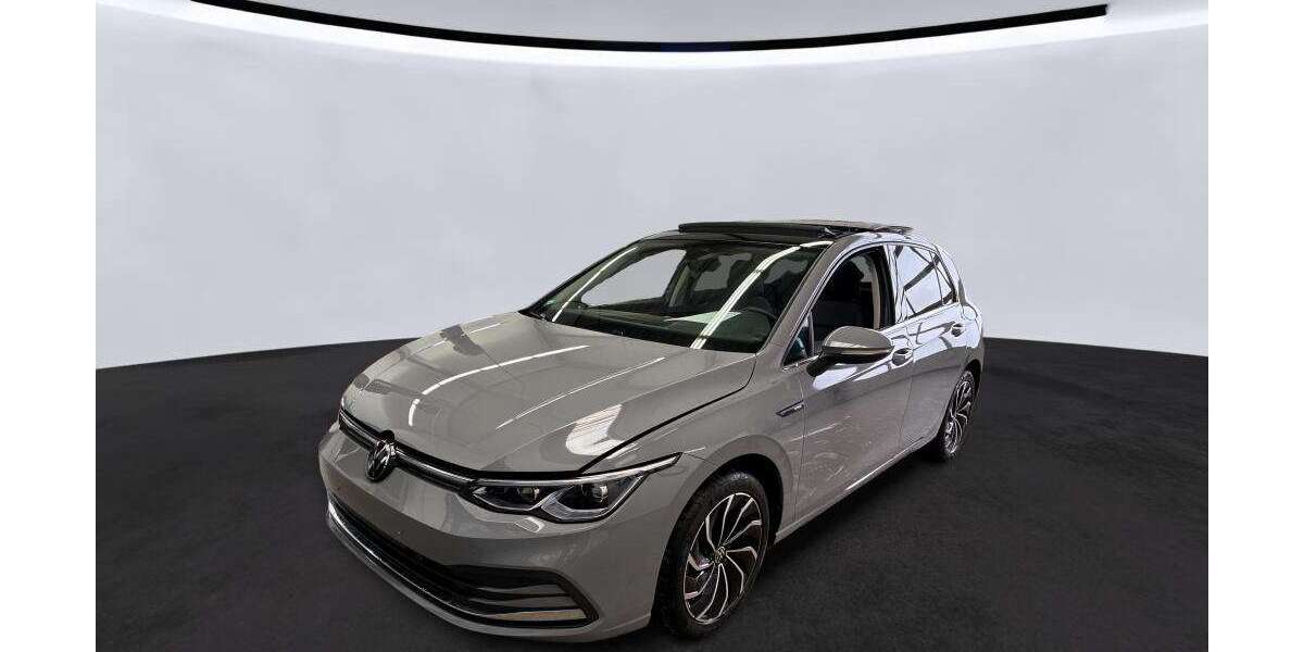 VW Golf Style 2.0 TSI DSG PANORAMA KAMERA ACC APP LED 40.770 km 26.788 &euro; Bergkamen 59192