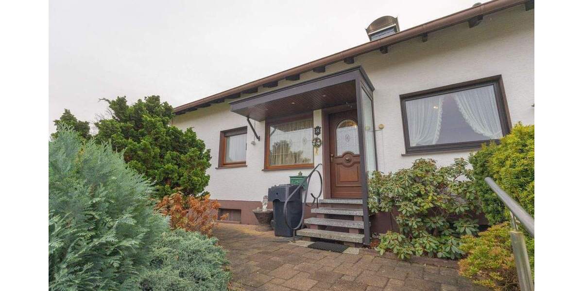 Einfamilienhaus Menden Mitte - 5 Zimmer, 122 m&sup2;, 215.000&euro; | Angebot:25729252