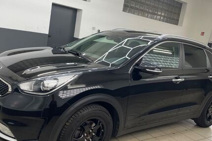 Kia Niro 171.800 km 9.999 &euro; Kamen 59174