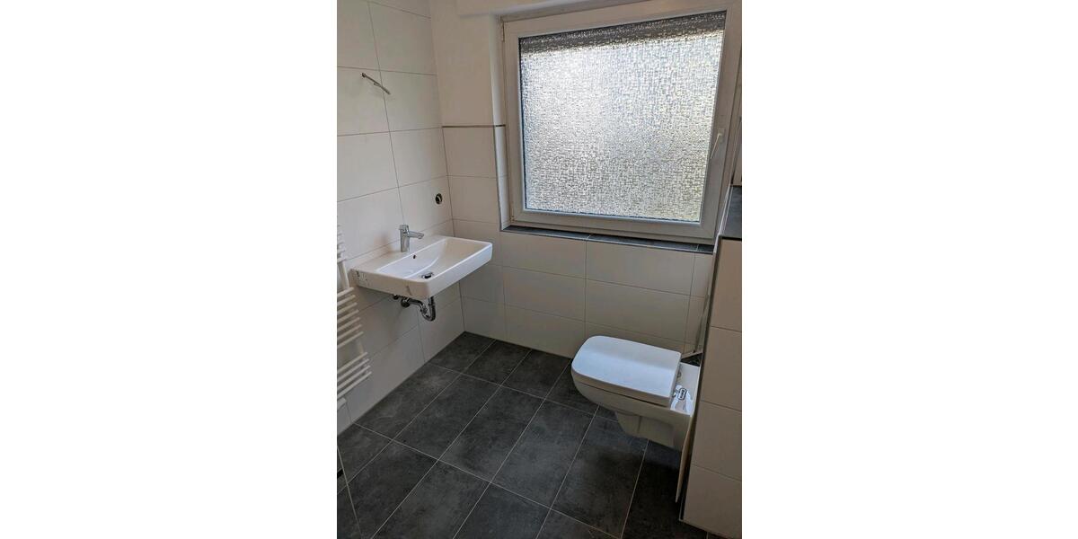 Etagenwohnung Fröndenberg (Ruhr) - 3 Zimmer, 84 m&sup2;, 650&euro; | Angebot:25635898