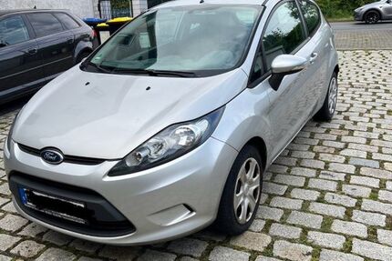 Ford Fiesta 146.000 km 4.000 &euro; Dortmund 44339