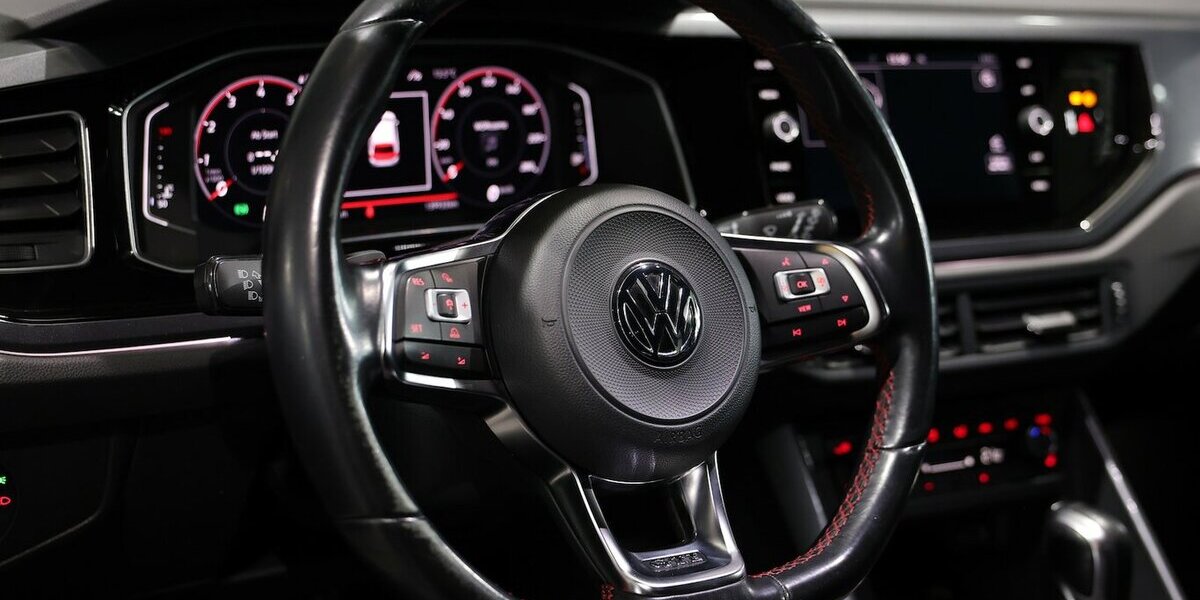 VW Polo GTI 2.0 TSI DSG BEATS WHITE / LED, AID, ACC 139.000 km 14.991 &euro; Hamm 59077