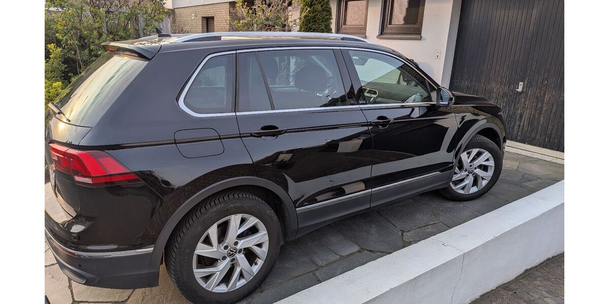 VW Tiguan 75.500 km 24.750 &euro; Dortmund 44369