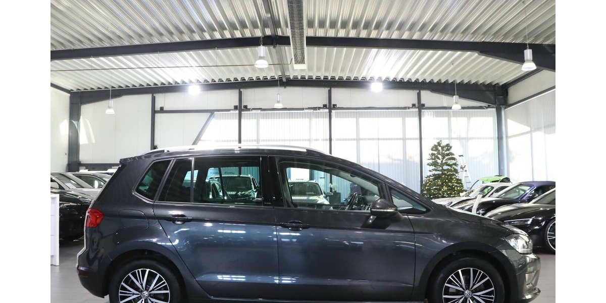 VW Golf Sportsvan 1.4 TSI ALLSTAR / XENON, NAVI-DM 119.000 km 11.444 &euro; Hamm 59077