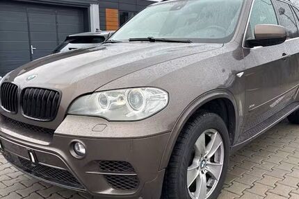 BMW X5 198.000 km 14.900 &euro; Dortmund 44145