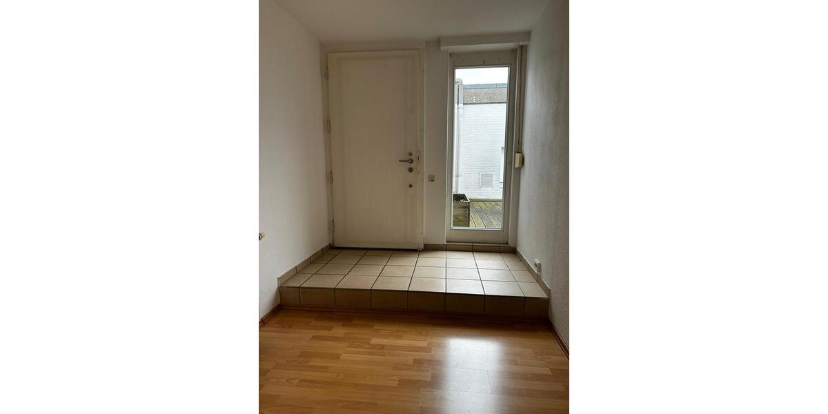 Etagenwohnung Ahlen - 3 Zimmer, 99 m&sup2;, 700&euro; | Angebot:25548114