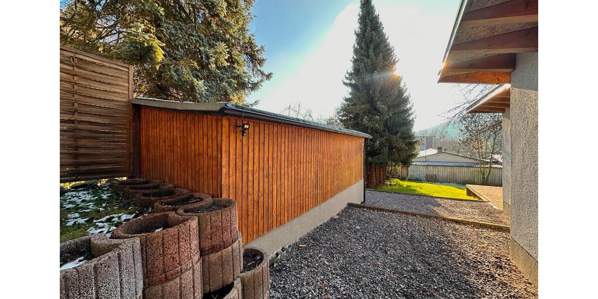 Doppelhaushälfte Hemer - 8 Zimmer, 155 m&sup2;, 1.400&euro; | Angebot:26006012