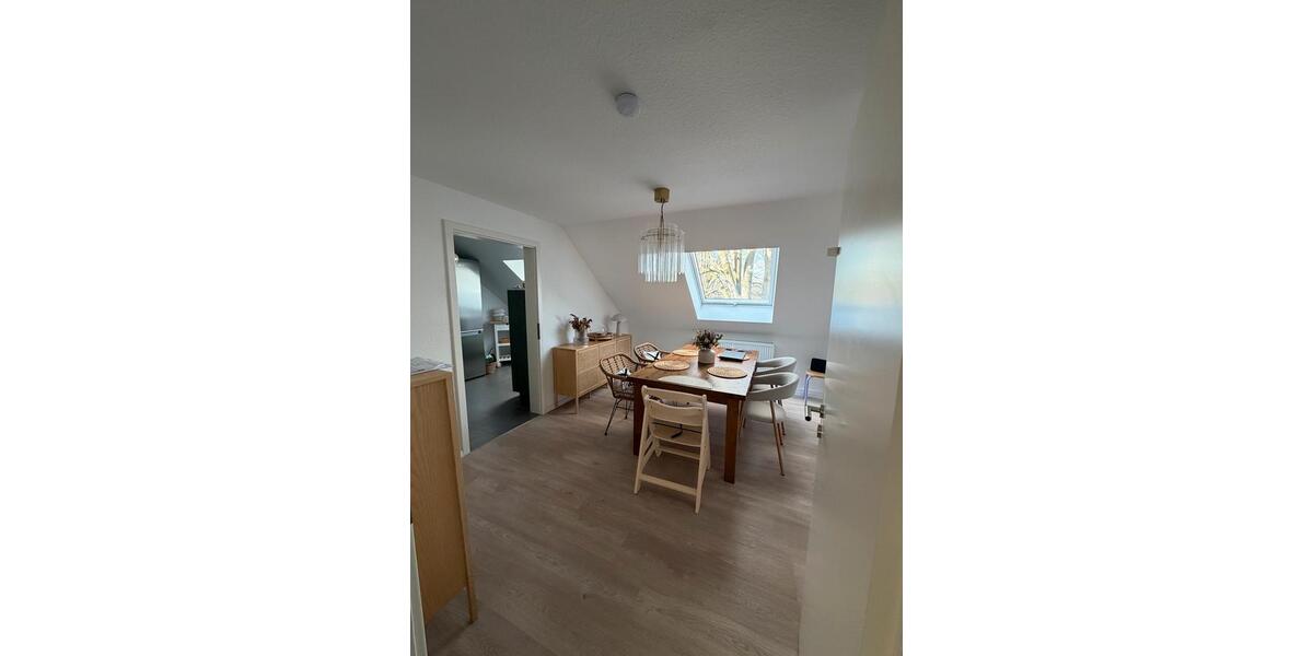 Dachgeschoßwohnung Unna - 4 Zimmer, 75 m&sup2;, 780&euro; | Angebot:25924174