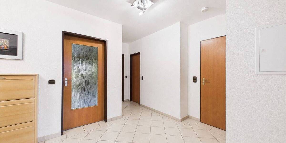 Etagenwohnung Hagen Hochschulviertel - 4 Zimmer, 119 m&sup2;, 192.000&euro; | Angebot:26887644