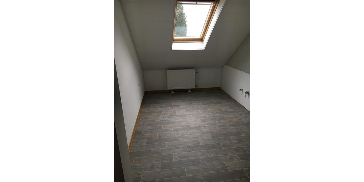 Dachgeschoßwohnung Bergkamen - 2 Zimmer, 60 m&sup2;, 630&euro; | Angebot:26543532