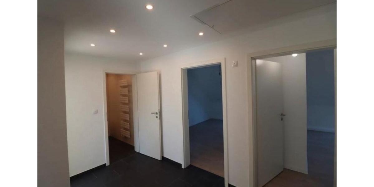 Dachgeschoßwohnung Unna - 4 Zimmer, 75 m&sup2;, 780&euro; | Angebot:25924174