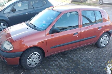 Renault Clio 132.000 km 600 &euro; Hagen 58099