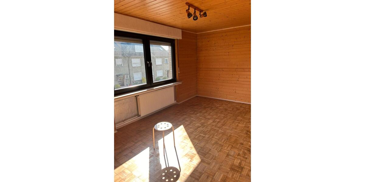 Etagenwohnung Kamen - 3.5 Zimmer, 106 m&sup2;, 1.000&euro; | Angebot:26022981