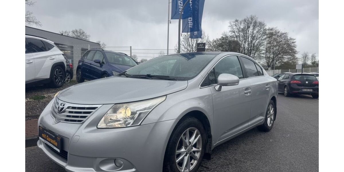 Toyota Avensis 125.000 km 7.990 &euro; Datteln 45711