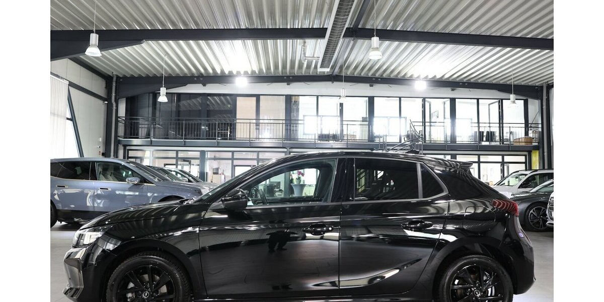 Opel Corsa F 1.2 T GS-SPORT TECH ALL-BLACK / MATRIX / 25.000 km 16.444 &euro; Hamm 59077