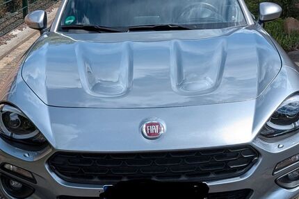 Fiat 124 Spider 65.750 km 17.900 &euro; Lüdinghausen 59348