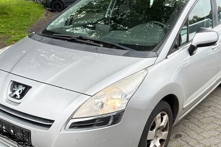Peugeot 5008 127.000 km 3.000 &euro; Ahlen 59227