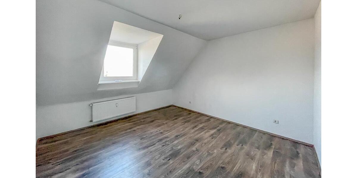 Dachgeschoßwohnung Witten - 3.5 Zimmer, 62 m&sup2;, 590&euro; | Angebot:26192326