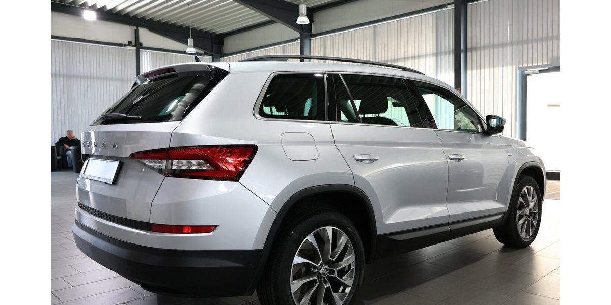 Skoda Kodiaq 1.5 TSI DSG CLEVER / LED / 1.HAND / NAVI+ 128.000 km 21.555 &euro; Hamm 59077