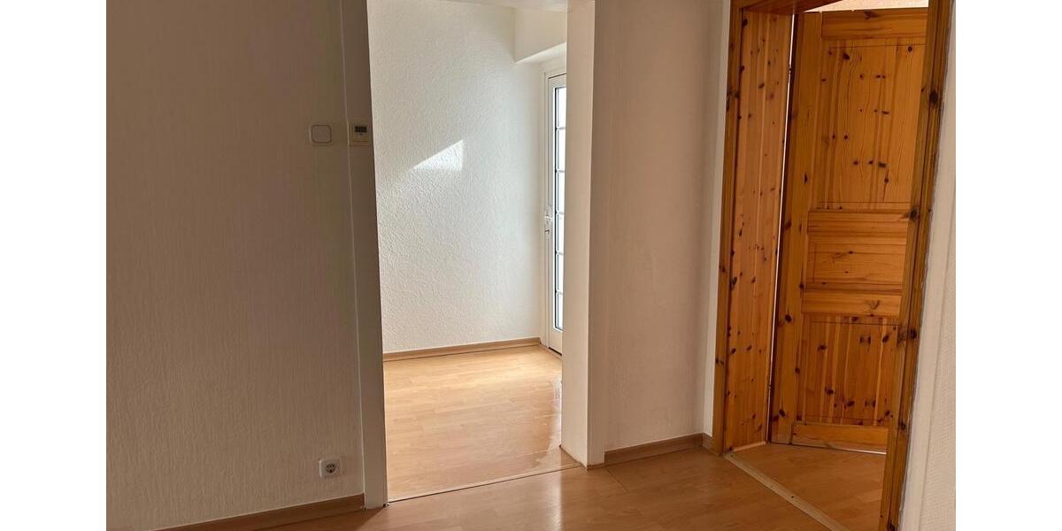 Etagenwohnung Hamm - 3.5 Zimmer, 100 m&sup2;, 1.030&euro; | Angebot:25420310