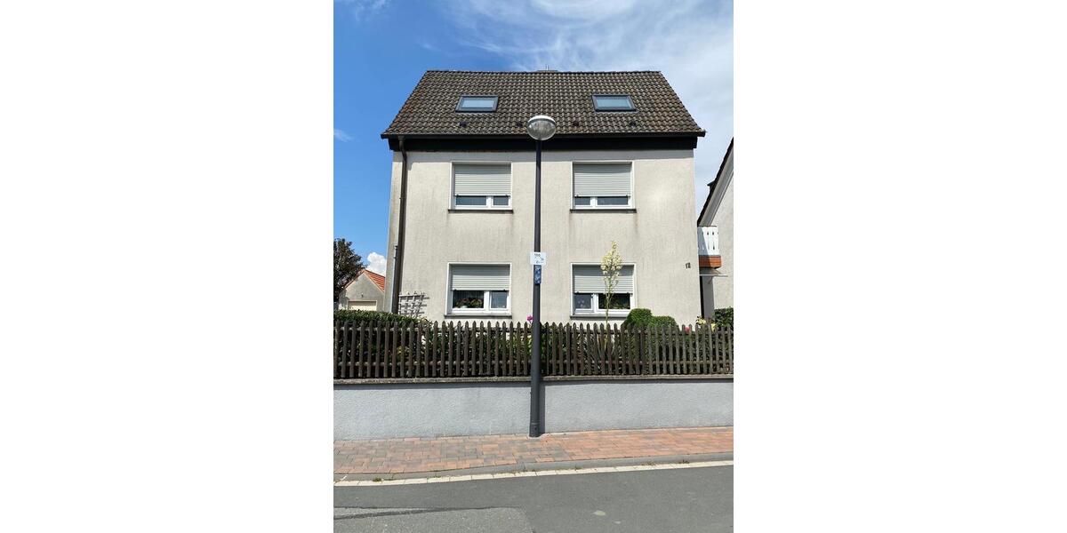 Einfamilienhaus Ense - 8 Zimmer, 208 m&sup2;, 285.000&euro; | Angebot:26578916