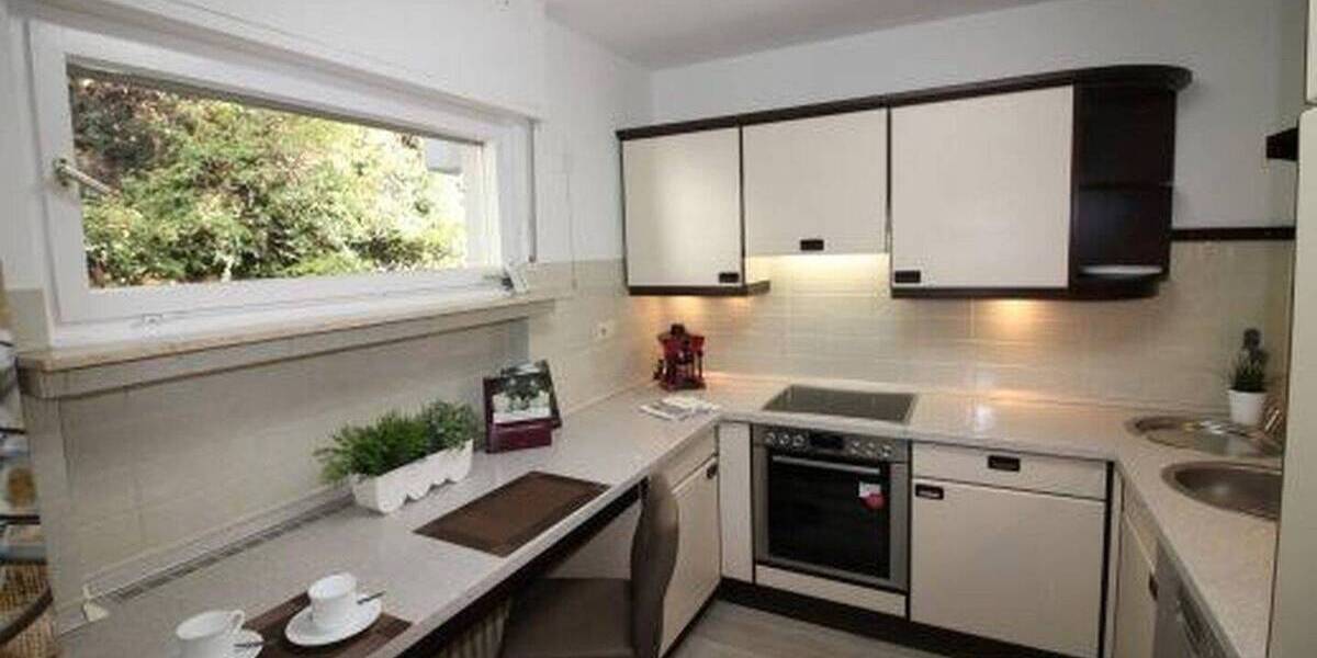 Etagenwohnung Iserlohn Zentrum - 3 Zimmer, 94 m&sup2;, 175.000&euro; | Angebot:25927762