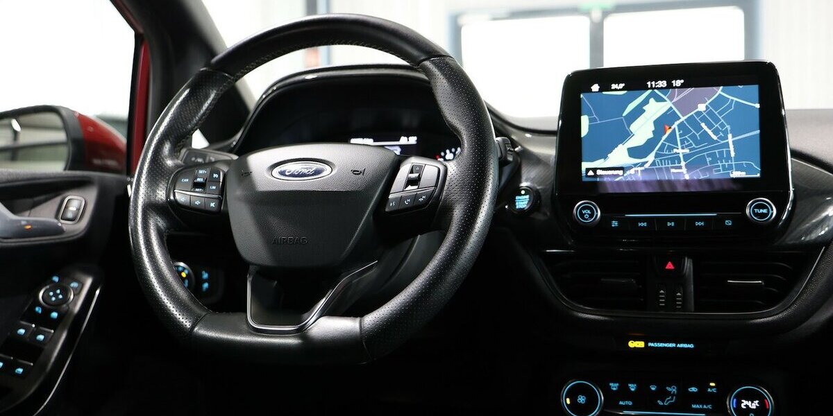 Ford Fiesta 1.0 EB ST-LINE SPORT / LED / NAVI+APPLE 89.000 km 12.444 &euro; Hamm 59077