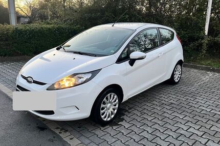 Ford Fiesta 104.800 km 3.650 &euro; Kamen 59174