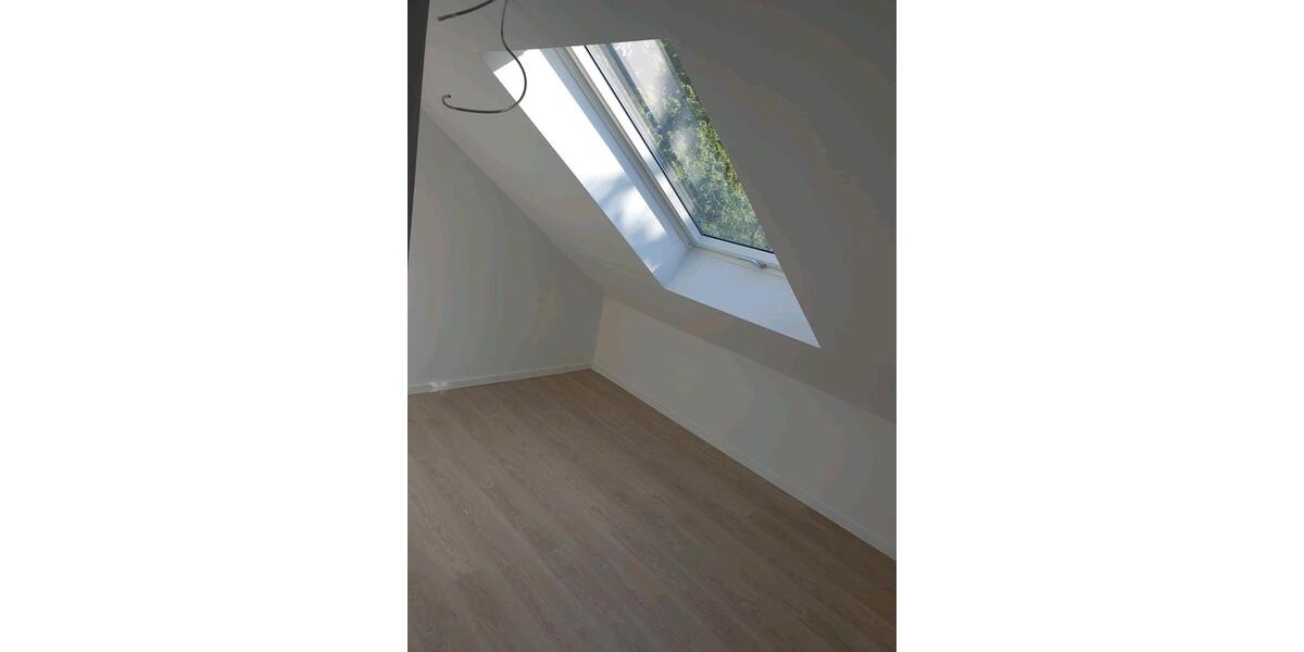 Dachgeschoßwohnung Ahlen Dolberg - 3 Zimmer, 74 m&sup2;, 690&euro; | Angebot:25635889