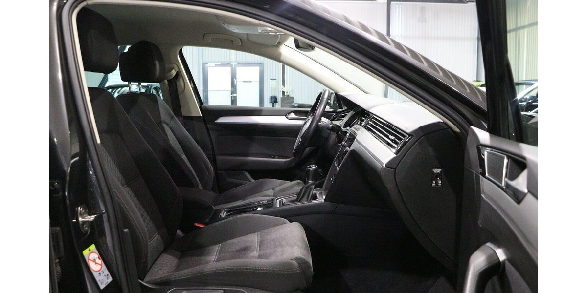 VW Passat 1.4 TSI Comfortline NAVI-DM+APPLE+ANDROID 159.000 km 11.444 &euro; Hamm 59077