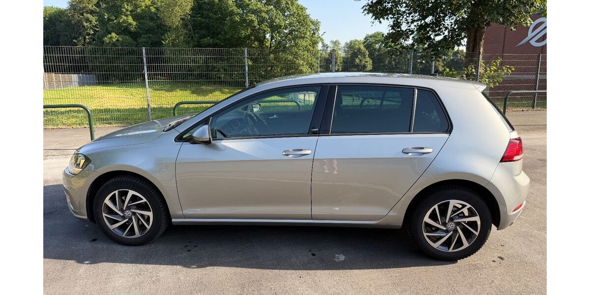 VW Golf 177.000 km 10.400 &euro; Dortmund 44263
