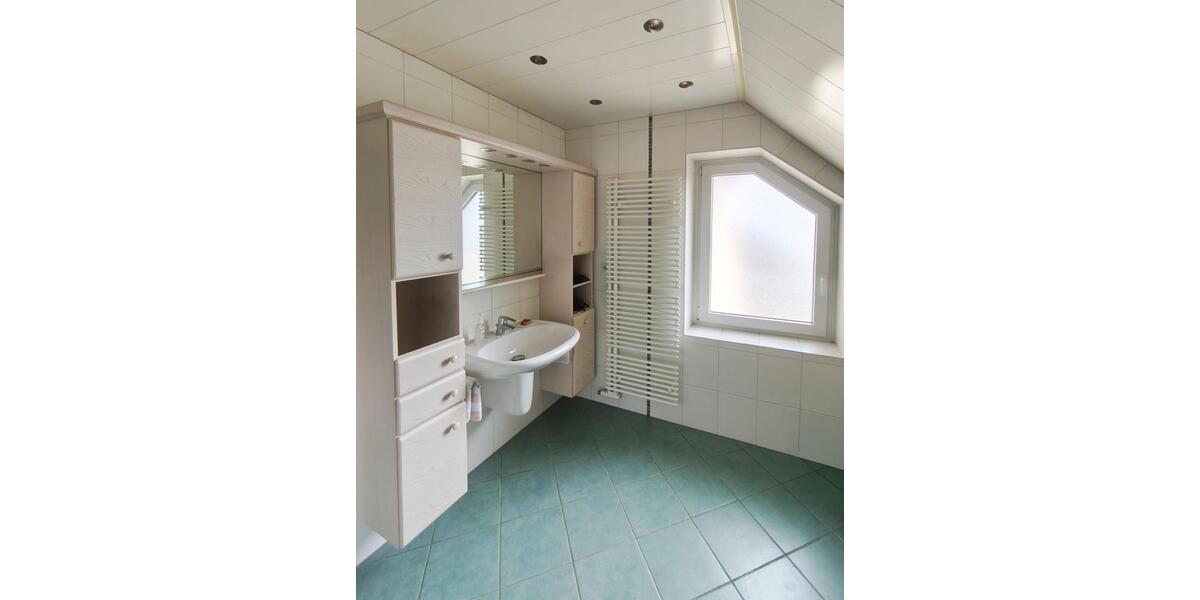 Einfamilienhaus Kamen - 8 Zimmer, 220 m&sup2;, 439.000&euro; | Angebot:26985467