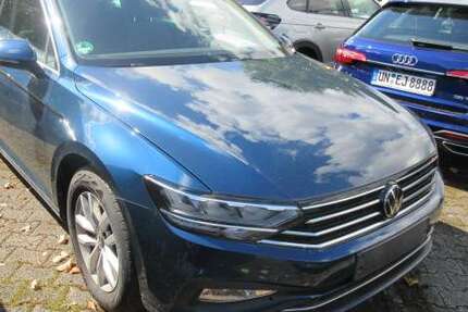 VW Passat Variant Business 2.0 TDI DSG NAVI AHK KAMER 128.860 km 20.988 &euro; Bergkamen 59192