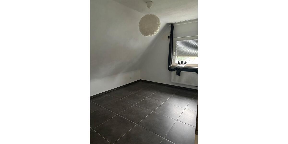 Doppelhaushälfte Bönen - 4 Zimmer, 100 m&sup2;, 280.000&euro; | Angebot:26047434