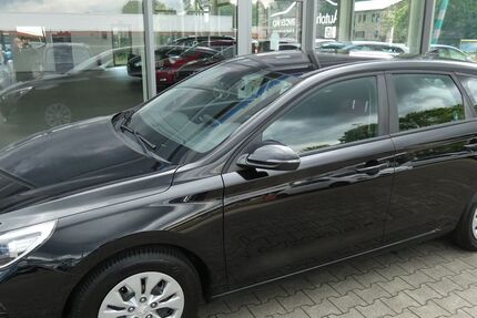Hyundai i30 108.000 km 8.790 &euro; Bergkamen 59192