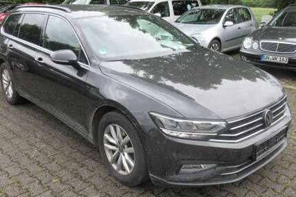 VW Passat Variant 2.0 TDI DSG NAVI AHK KAMERA LED ALU 193.960 km 15.988 &euro; Bergkamen 59192