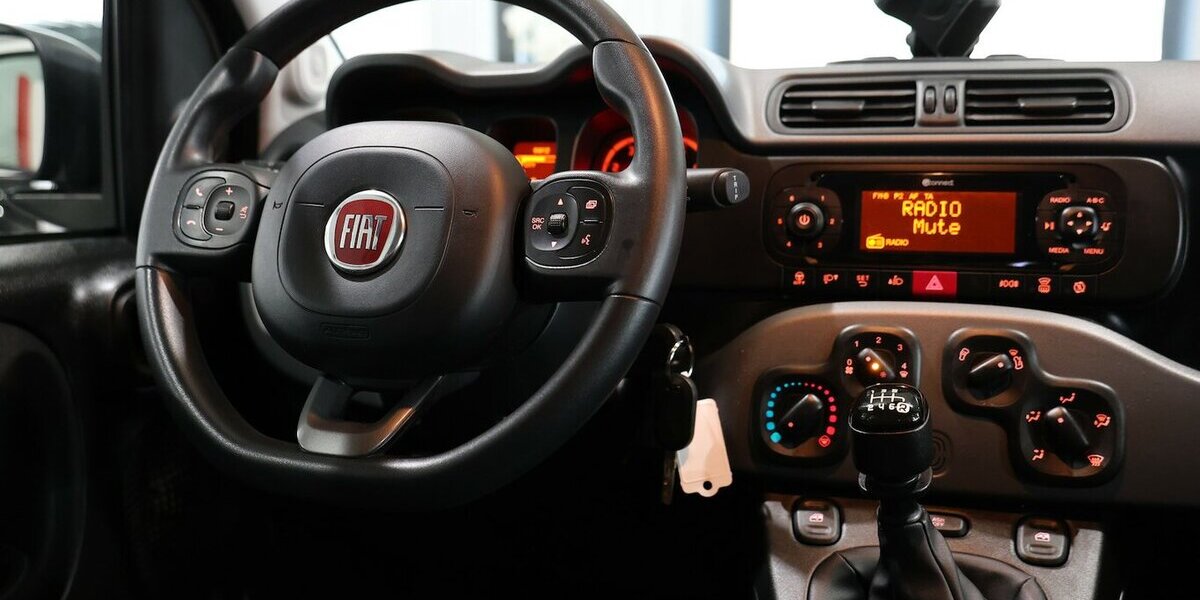 Fiat Panda 1.0 Mild-Hybrid CITY LIFE WHITE / SHZ, PDC 32.000 km 11.444 &euro; Hamm 59077