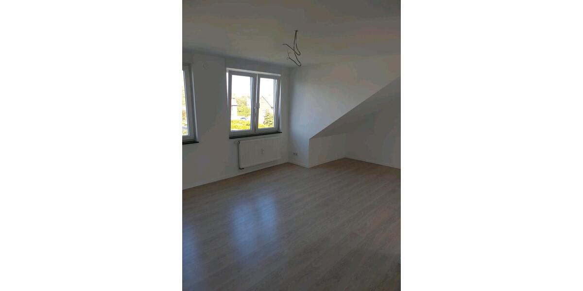 Dachgeschoßwohnung Ahlen Dolberg - 3 Zimmer, 74 m&sup2;, 690&euro; | Angebot:25635889