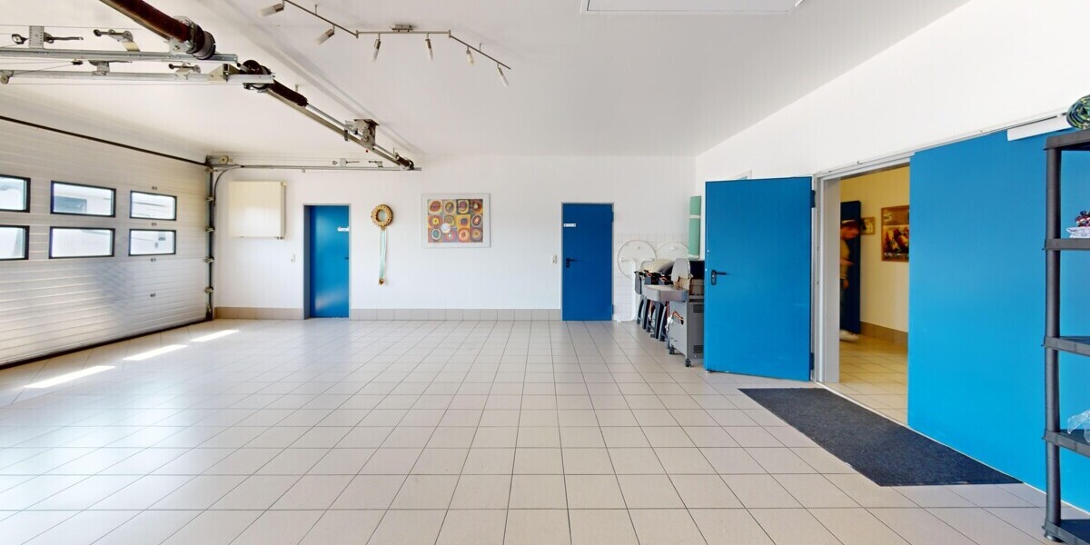 Großzügiges Wohnen und Arbeiten vereint: Einfamilienhaus mit Gewerbeeinheit! - Gewerbeobjekt Drensteinfurt | Angebot:22240241