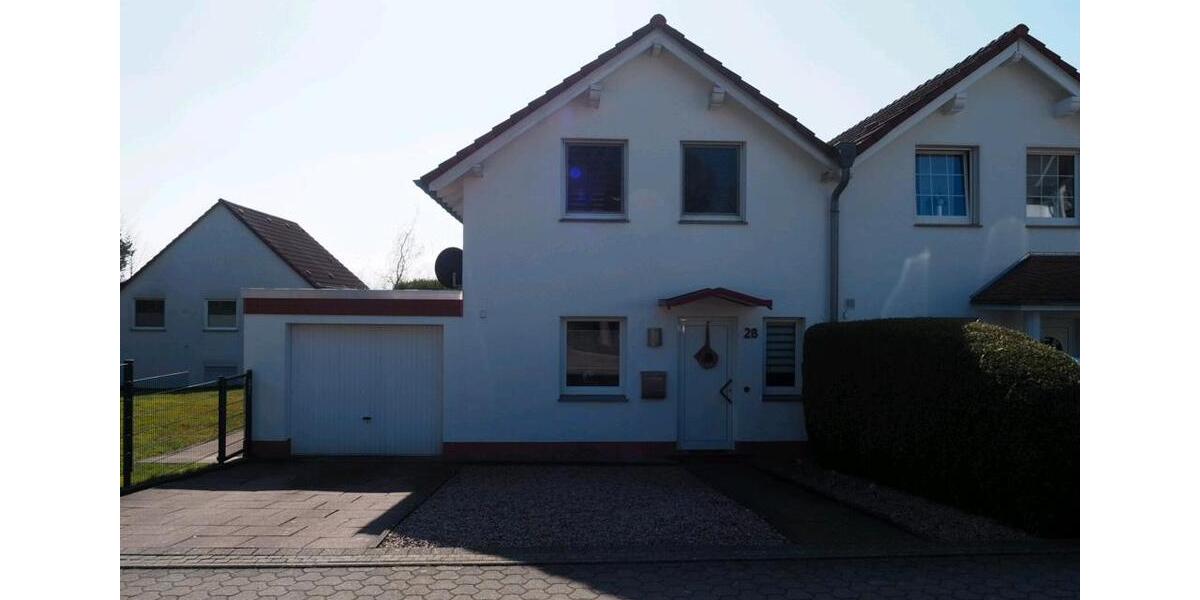 Doppelhaushälfte Fröndenberg (Ruhr) - 3 Zimmer, 108 m&sup2;, 330.000&euro; | Angebot:23553797