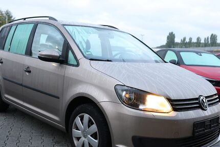 VW Touran 195.000 km 5.402 &euro; Hamm 59077