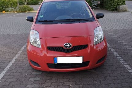 Toyota Yaris 107.000 km 3.250 &euro; Dortmund 44357