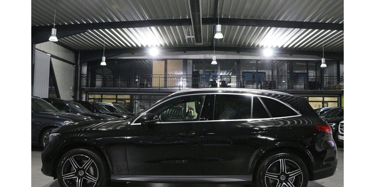 Mercedes-Benz GLC 300 de 4Matic AMG-LINE SPORT PANORAMA, LASER 90.000 km 52.333 &euro; Hamm 59077