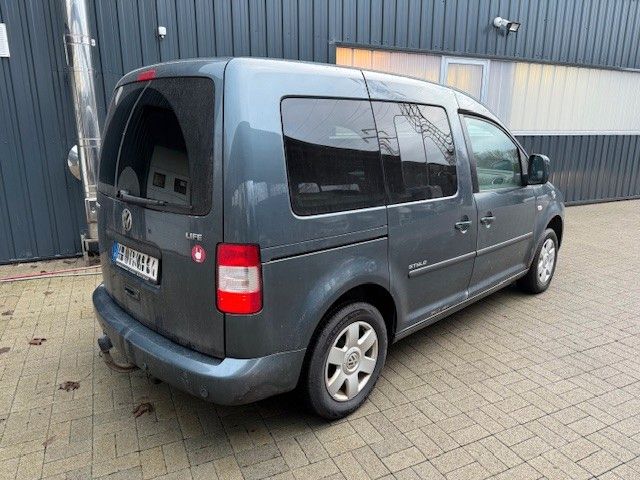 VW Caddy 188.000 km 7.200 &euro; Unna 59423