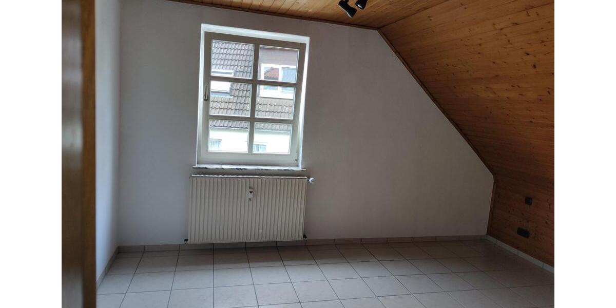 Dachgeschoßwohnung Arnsberg Rusch - 2 Zimmer, 75 m&sup2;, 555&euro; | Angebot:24639451