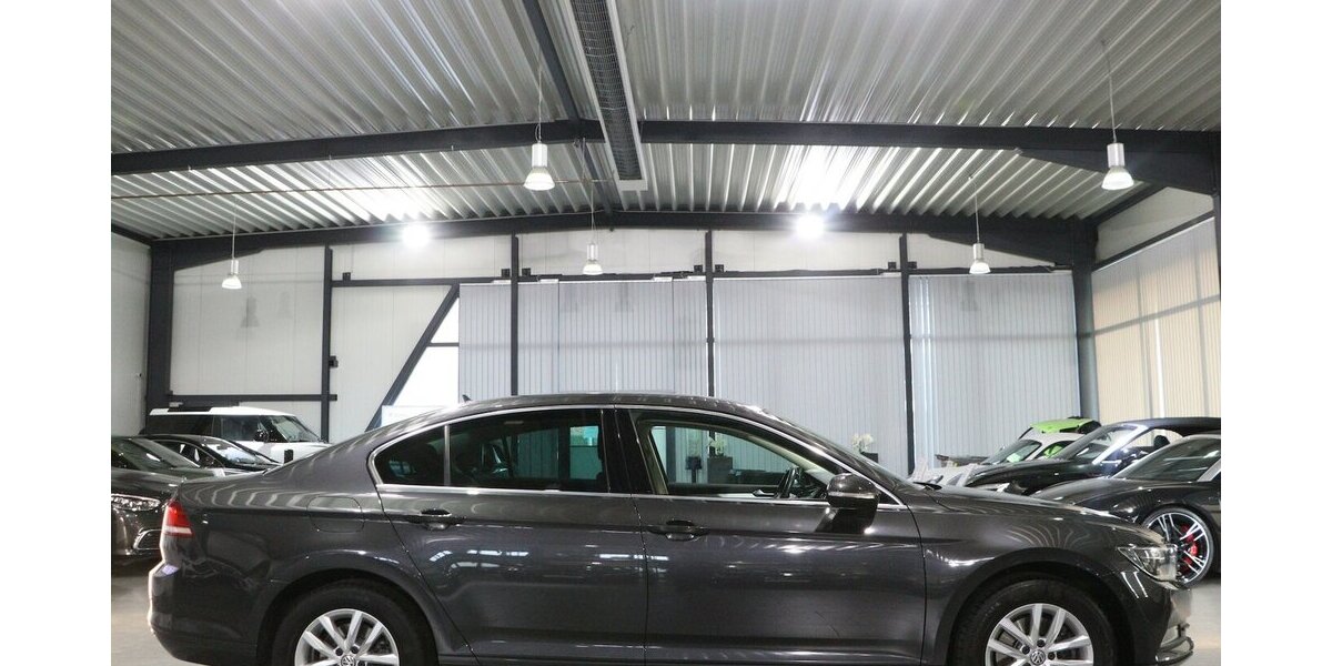 VW Passat 1.4 TSI Comfortline NAVI-DM+APPLE+ANDROID 159.000 km 11.444 &euro; Hamm 59077