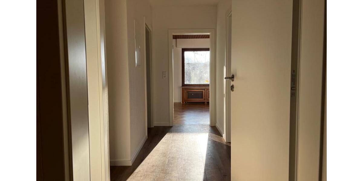 Erdgeschoßwohnung Herdecke - 3 Zimmer, 70 m&sup2;, 890&euro; | Angebot:25783004