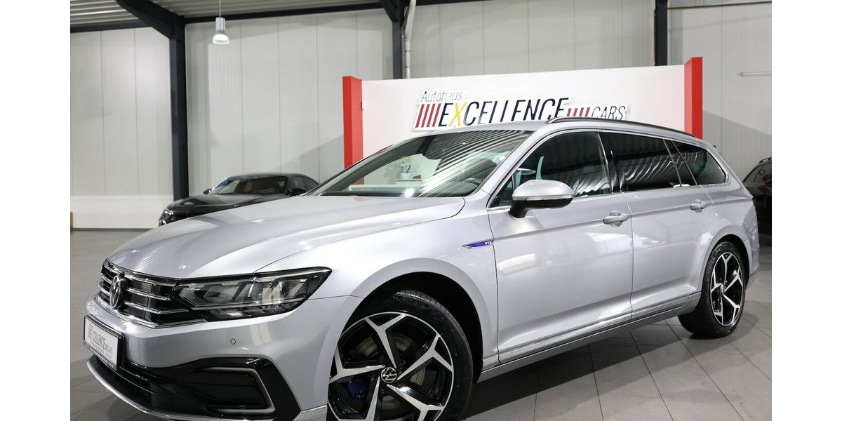 VW Passat Variant GTE DSG IQ BUSINESS R-LINE SPORT 86.000 km 24.600 &euro; Hamm 59077