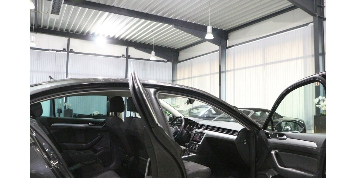 VW Passat 1.4 TSI Comfortline NAVI-DM+APPLE+ANDROID 159.000 km 11.444 &euro; Hamm 59077